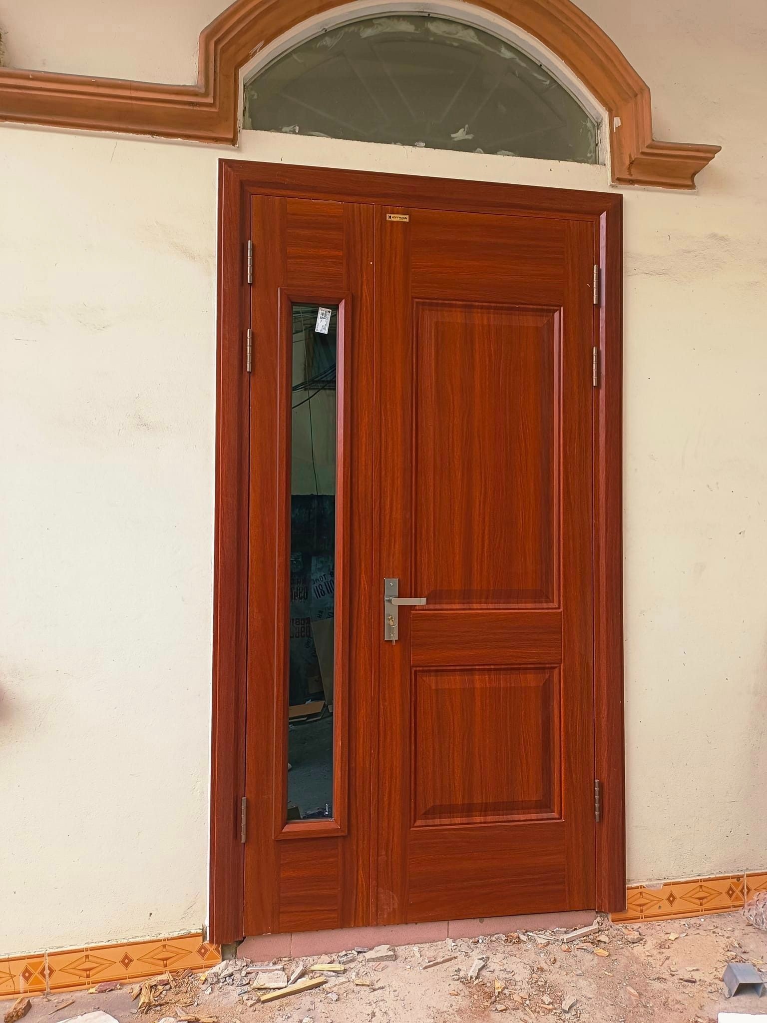Cửa Thép Vân Gỗ Tại Bình Tân Cửa Thép Vân Gỗ Tại Bình Tân