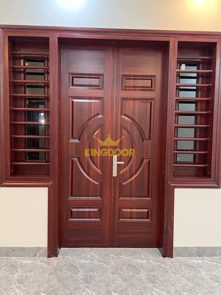 cửa thép vân gỗ tại Khánh Hòa 